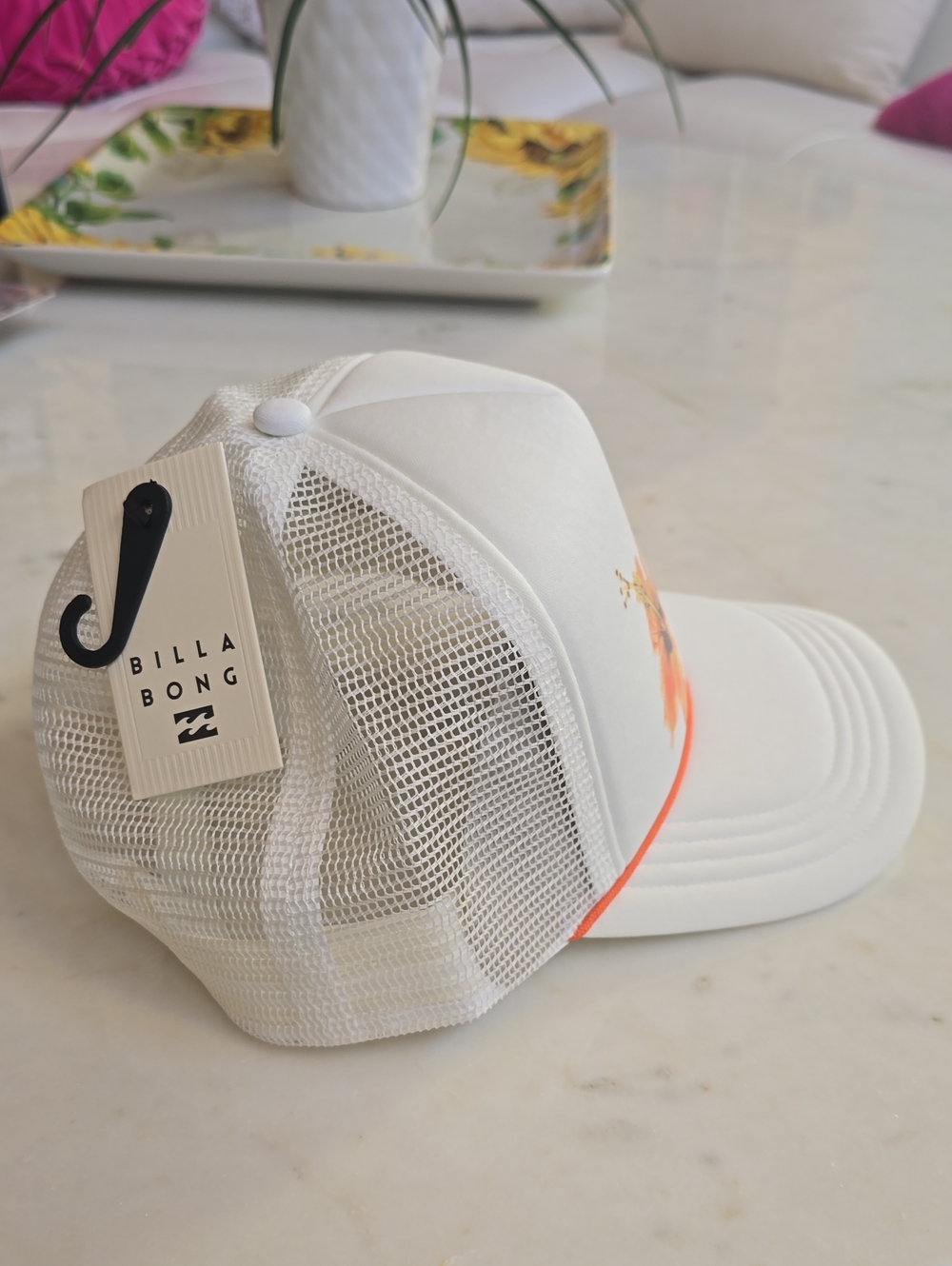 NWT Billabong Grandpa Trucker Hat With Hibiscus Flowers - Picture 7 of 11